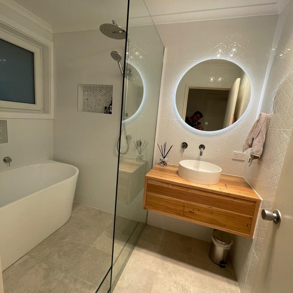 Bathroom Renovations (14)